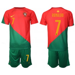 Portugal Cristiano Ronaldo #7 kläder Barn VM 2022 Hemmatröja Kortärmad (+ korta byxor)